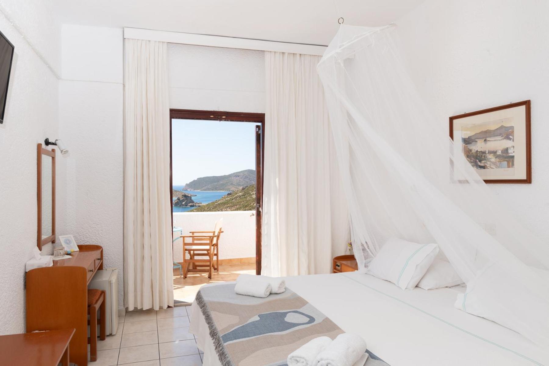 Golden Sun Hotel Patmos Bagian luar foto